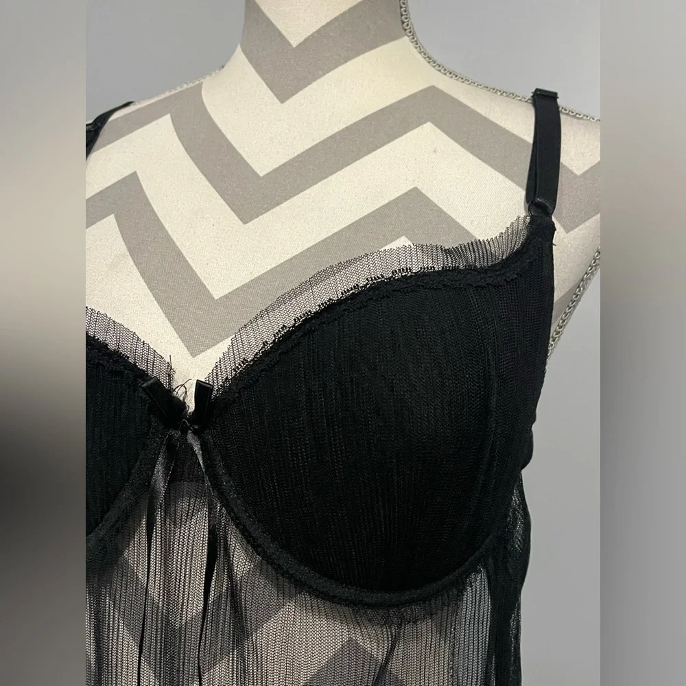 Elegant Black Sheer Chemise - Picture 2 of 9